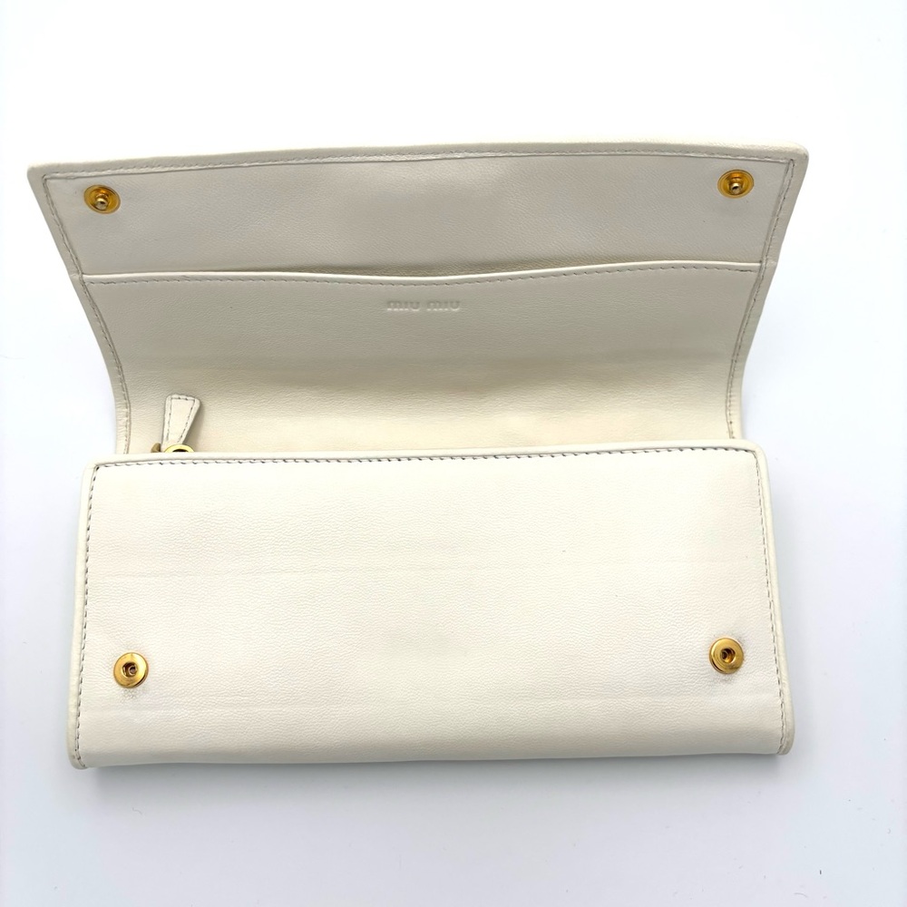 Miu Miu Limited Edition Wallet - Picture 4 of 9